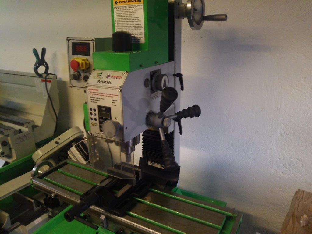 Operatore fresatrice